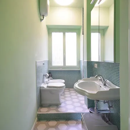 Appartement Awesome In With Wifi Rome